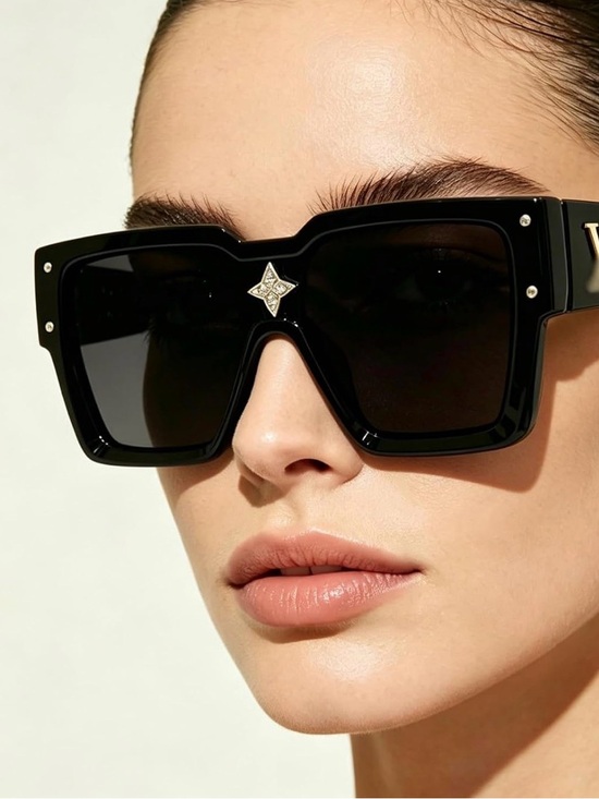 Louis Vuitton Oversized Unisex Sunglasses main image 6